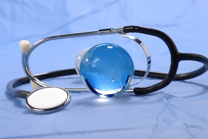 Globe and Stethoscope: Medicine and the Internet Globe and Stethoscope: Medicine and the Internet